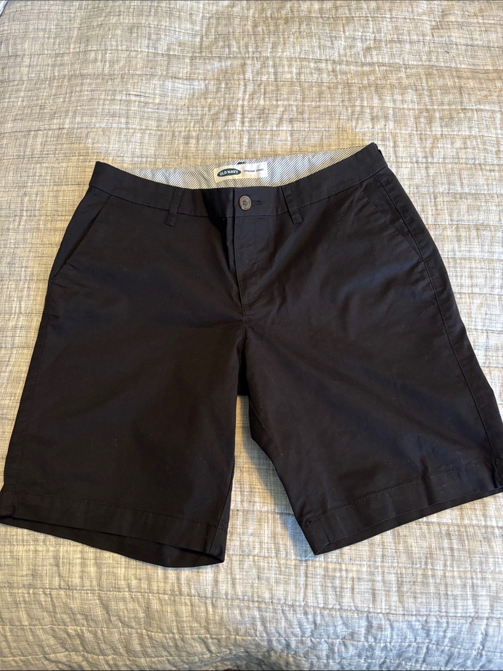 Old Navy Black Women's Bermuda Shorts